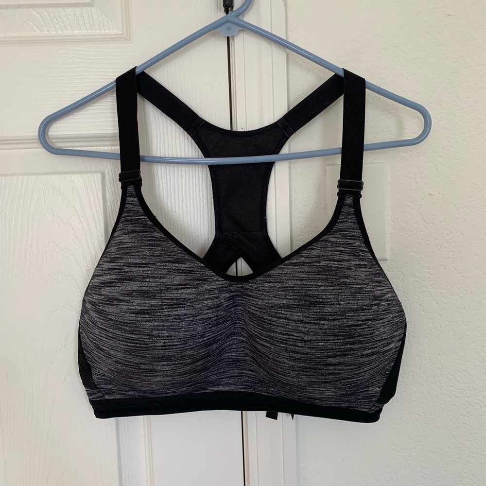 Victoria’s Secret Incredible Sports Bra Black and Gray Racerback Size 36DDD